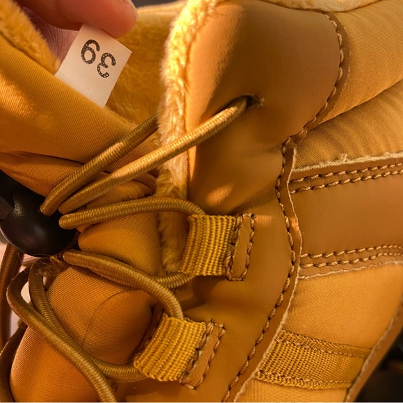 Hike Footwear Insulated Hiking Boots Wheat Tan EU 39 Women’s 8 8.5 NWT - Picture 9 of 11